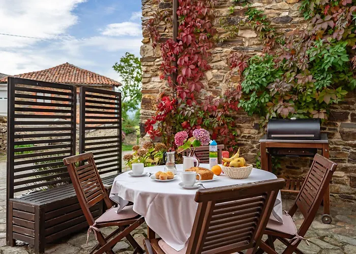 Сasa de vacaciones La Quintana De Somao, Casa De Arriba *